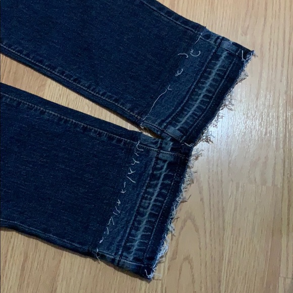 💕markdown💕Sz 4 jeans Universal Thread NWT - Picture 2 of 5